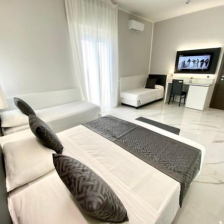 Hotel Blu Порто Чезарео Екстериор снимка