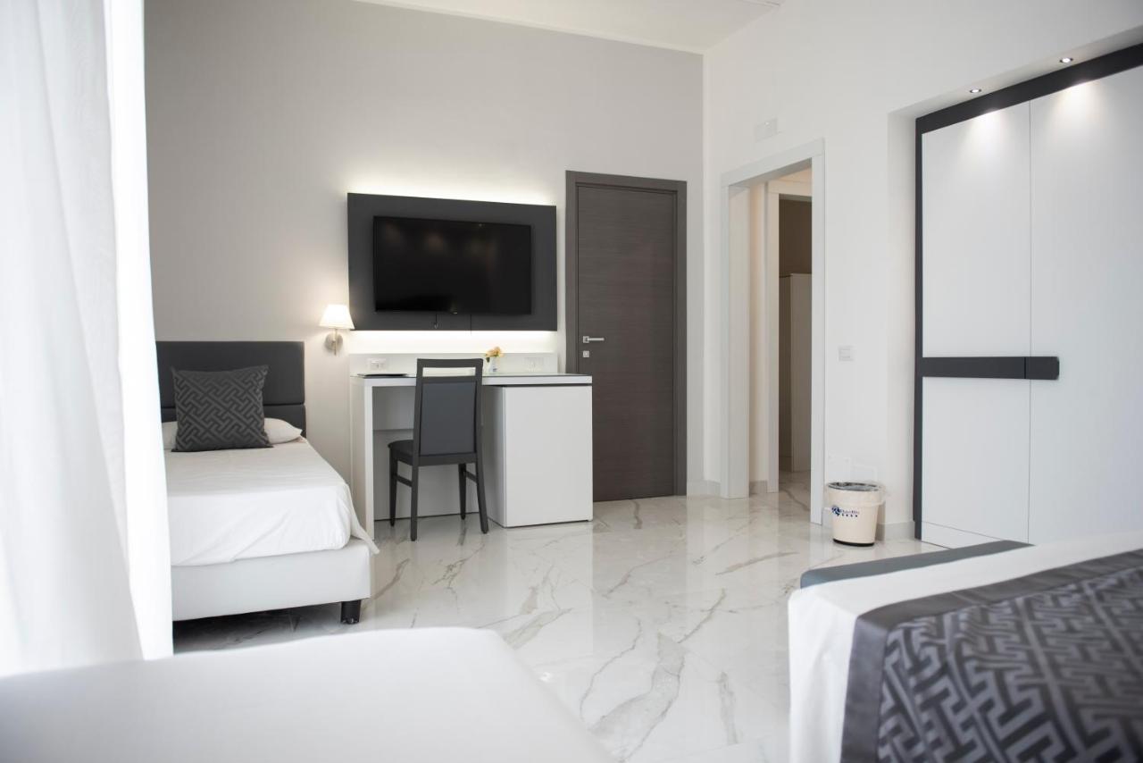 Hotel Blu Порто Чезарео Екстериор снимка